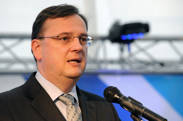 Premiér Petr Nečas. Premiér Petr Nečas.