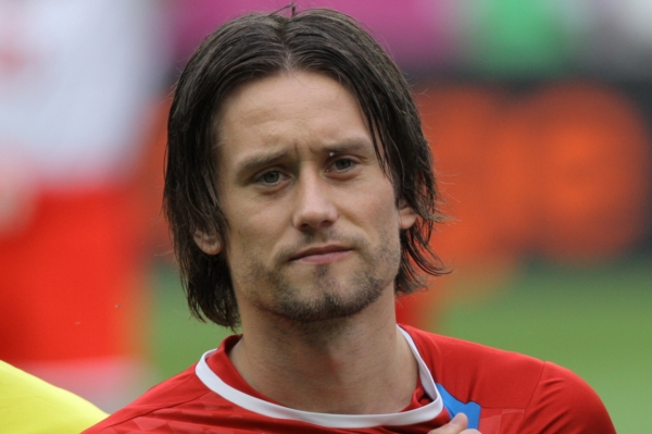 Tomáš Rosický proti Polsku nenastoupí.