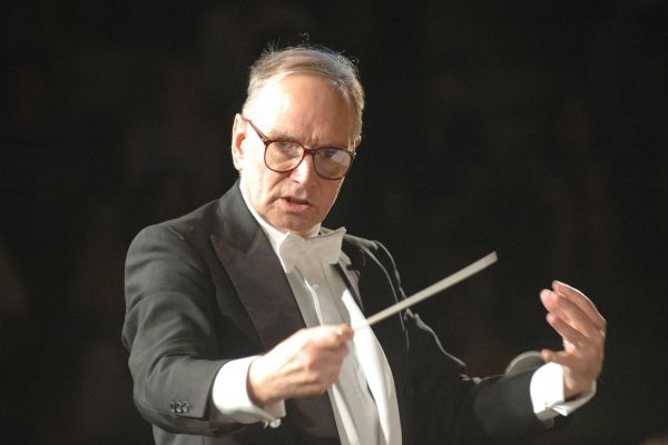 Slavný skladatel a dirigent Morricone v Praze nenahrává poprvé.