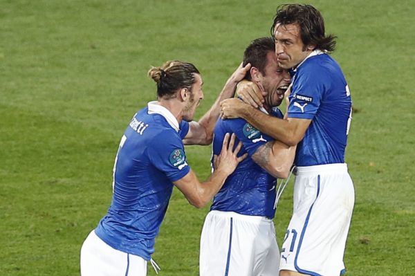 Italové porazili Irsko a slaví postup do čtvrtfinále.
