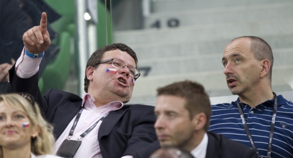 Ministři Alexandr Vondra a Martin Kuba. Ministři Alexandr Vondra a Martin Kuba.