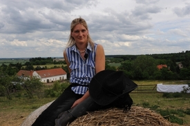 O účast ve třetí řadě show Farmář hledá ženu se bude ucházet i farmářka Jana.