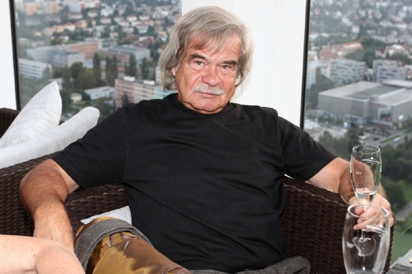 Petr Rezek.