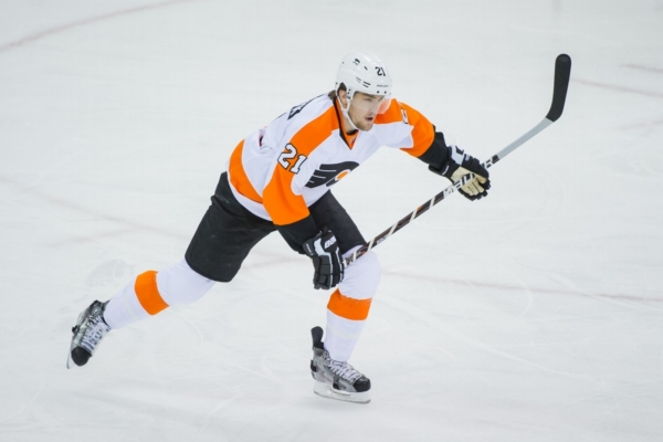 James van Riemsdyk odchází z Philadelphie. James van Riemsdyk odchází z Philadelphie.