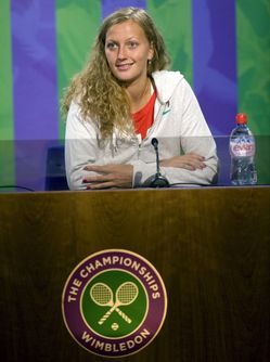 Petra Kvitová obhajuje loňský triumf.