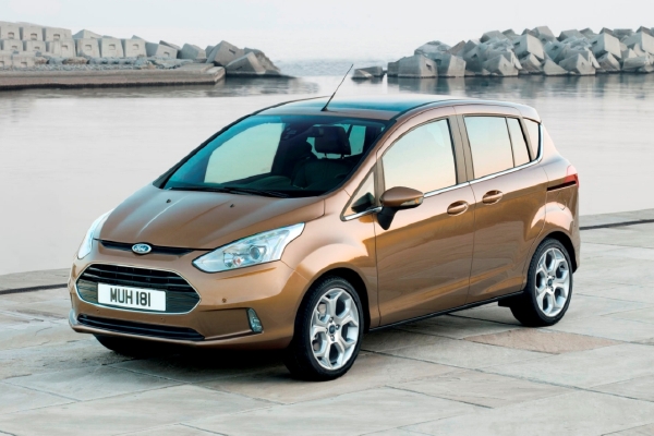 Ford B-Max chce být štikou ve svém segmentu. Předpoklady pro to má.