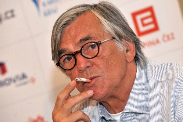 Prezident festivalu Jiří Bartoška. Prezident festivalu Jiří Bartoška.