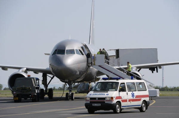 Vládní Airbus A320 přistál odpoledne v Praze-Kbelích. Z Chorvatska přivezl poslední zraněné turistky z nehody autobusu.