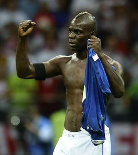 Mario Balotelli, hlavní strůjce italské účasti ve finále.