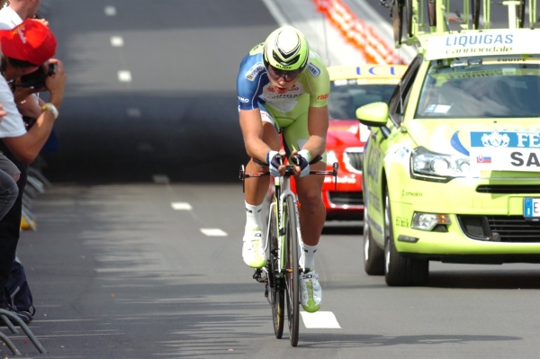 První etapu cyklistického závodu Tour de France vyhrál Peter Sagan.