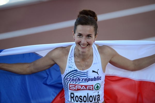 Denisa Rosolová skvělým závěrem pomohla Češkám k bronzu. Denisa Rosolová skvělým závěrem pomohla Češkám k bronzu.