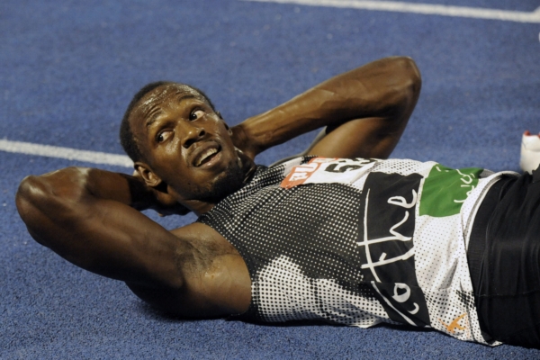 Usain Bolt po porážce na 200 metrů.