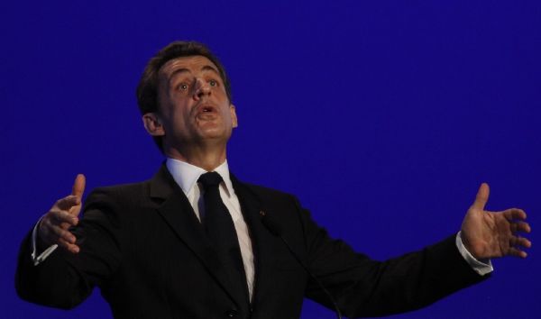 Kdepak já a nějaká špatnost. To musí být nějaký omyl. Exprezident Sarkozy. Kdepak já a nějaká špatnost. To musí být nějaký omyl. Exprezident Sarkozy.