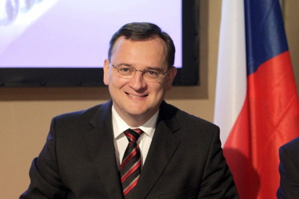 Premiér a předseda ODS Petr Nečas.