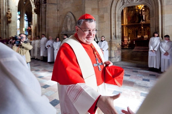 Arcibiskupovi Dominiku Dukovi se nelíbí, jakým způsobem politici hovoří o restitucích.