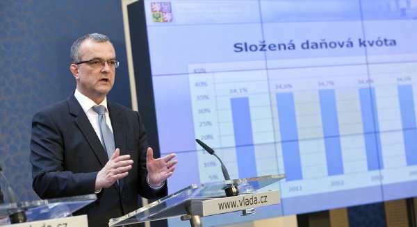 Miroslav Kalousek, ministři schválili balík zákonů počítající se zvýšením DPH i daní z příjmu.