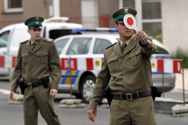 Polská policie pozatýkala 23 lidí v rámci celostátní razie.