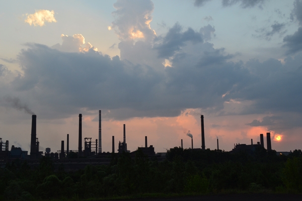 Největším znečišťovatelem v Ostravě jsou ocelárny ArcelorMittal.