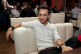Zpěvák Jan Bendig přiznal, že je homosexuál.