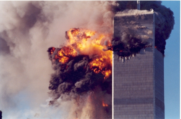 Záběry z 11. září 2001 jsou pro Američany nejpůsobivějším televizním přenosem. 