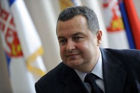 Ivica Dačić uhodil hřebík na hlavičku.
