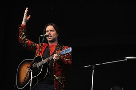 Rufus Wainwright.