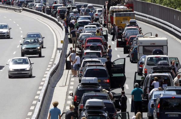 Kvůli nehodě nákladního automobilu byla od časného rána uzavřena rakouská dálnice A10 poblíž Villachu.