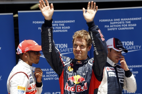 Pilot Red Bullu Sebastian Vettel. Pilot Red Bullu Sebastian Vettel.