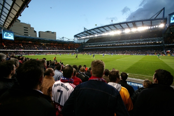 Nová krev na Stamford Bridge. Legendární stadion se těší na mladíky. Nová krev na Stamford Bridge. Legendární stadion se těší na mladíky.