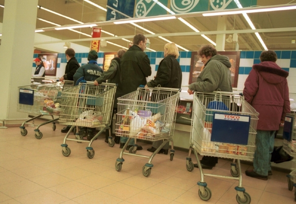 Na společnost Tesco Stores ČR připadá 44 zveřejněných potravin.