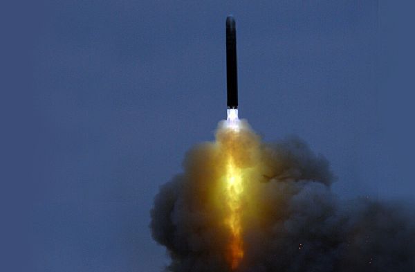 Střela odpálená systémem s-300.