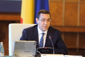 Victor Ponta usiloval o nějak moc moci.