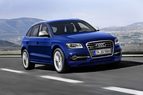 Audi SQ5 TDI, první "esko" značky se vznětovým motorem.