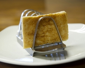 Vydražený toast.