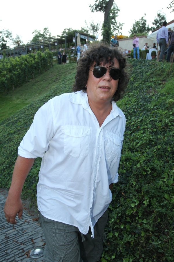 Richard Genzer. Richard Genzer.