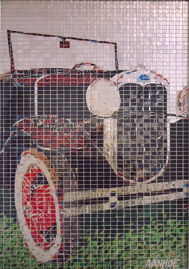 Ford Model A z roku 1927 vymodelovaný z kousků plechovek tak, aby k sobě barvy přesně zapadly.