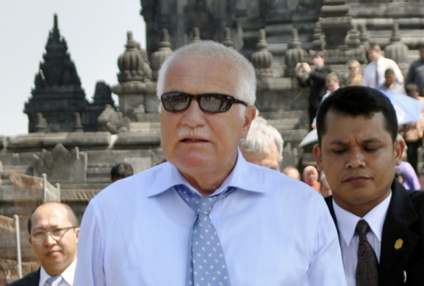 Václav Klaus na nedávné návštěvě Malajsie. Václav Klaus na nedávné návštěvě Malajsie.