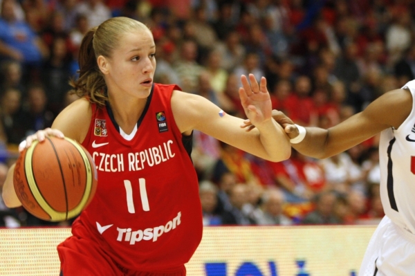 Česká reprezentantka Kateřina Elhotová. Česká reprezentantka Kateřina Elhotová.