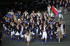 Česká reprezentace při zahájení letních olympijských her v Londýně.
