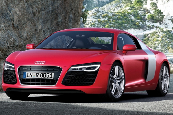 Audi R8 dostalo ještě ostřejší tvář.