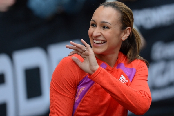 Britská sedmibojařka Jessica Ennisová.