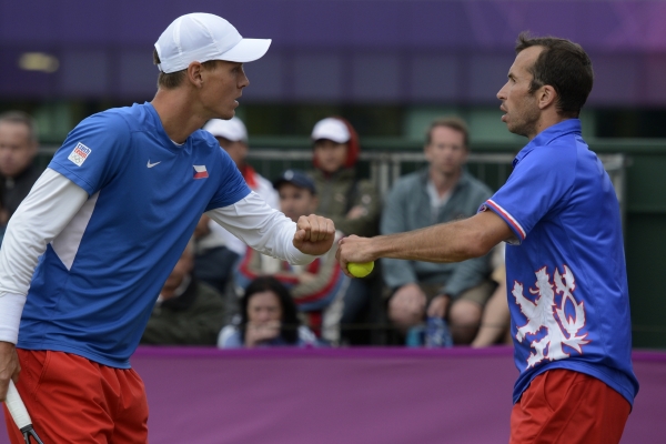 Čeští tenisté Tomáš Berdych (vlevo) a Radek Štěpánek. Čeští tenisté Tomáš Berdych (vlevo) a Radek Štěpánek.