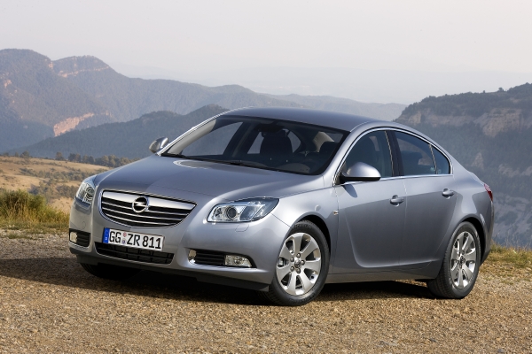 Opel Insignia dostává špičkový sportovní podvozek.