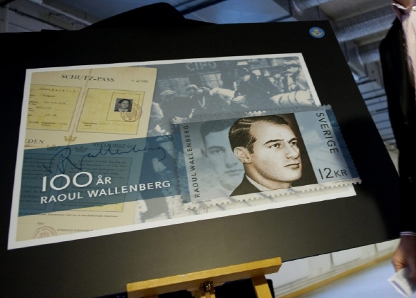 Po druhé světové válce se Wallenberg stal pro Švédy národním hrdinou.