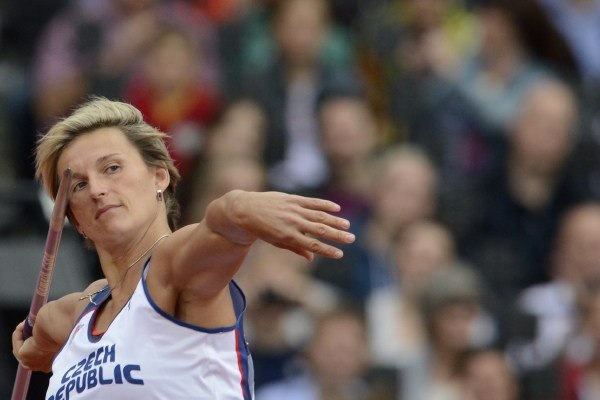 Barbora Špotáková při londýnské kvalifikaci.