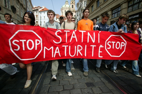 Projekt státních maturit byl studenty kritizován již od začátku.
