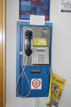 Provoz telefonních budek klesá.