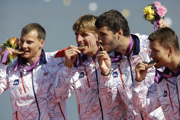 Posádka českého vítězného čtyřkajaku: zleva Daniel Havel, Lukáš Trefil, Josef Dostál a Jan Štěrba.