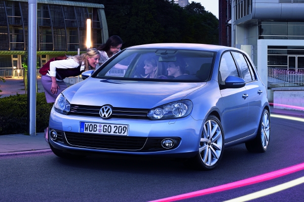 V pondělí začala výroba VW Golf VII, "šestka" se přesto prodává dobře (ilustrační foto).