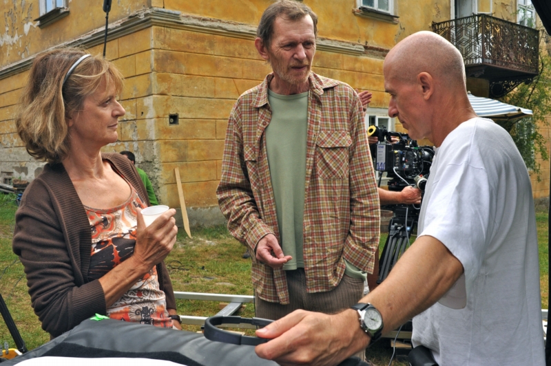 Tatiana Medvecká a Jiří Schmitzer hrají ve filmu bývalé partnery. Tatiana Medvecká a Jiří Schmitzer hrají ve filmu bývalé partnery.
